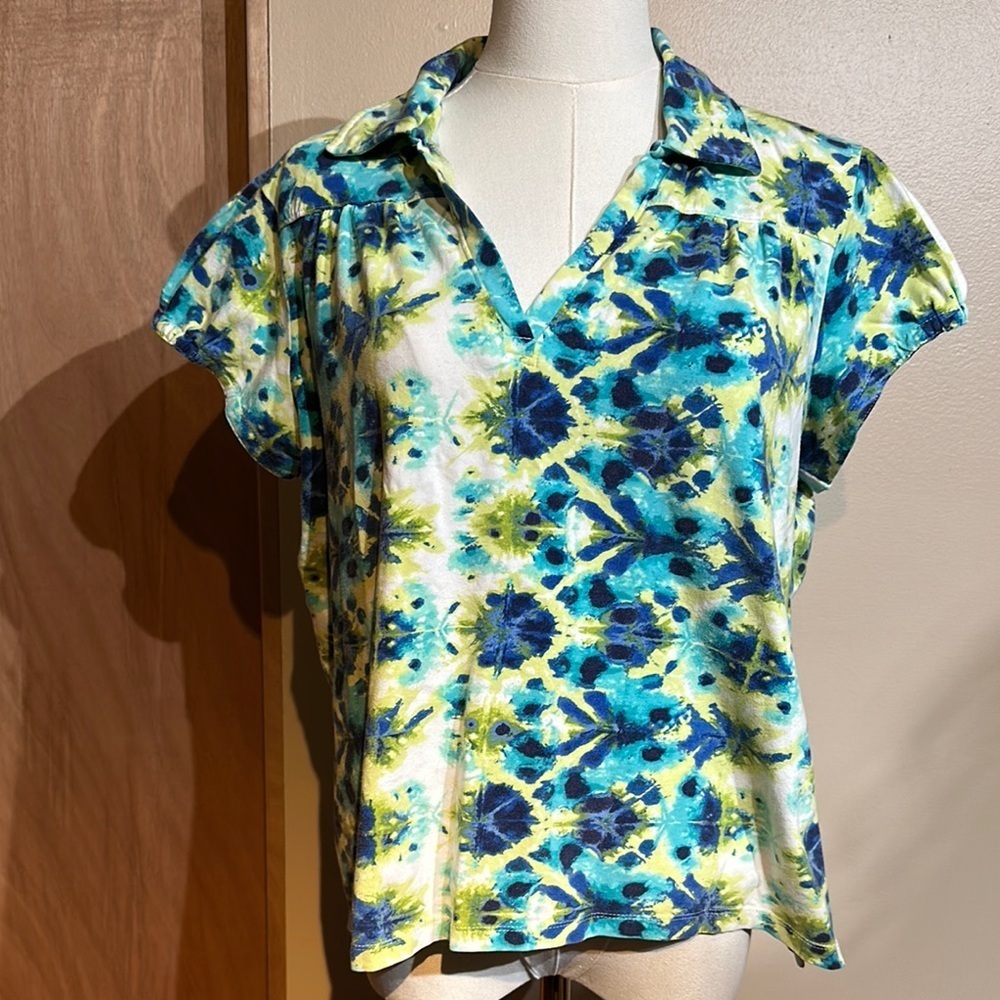 Caribbean Joe Blue and Yellow Cuffed Sleeve Button Down Shirt